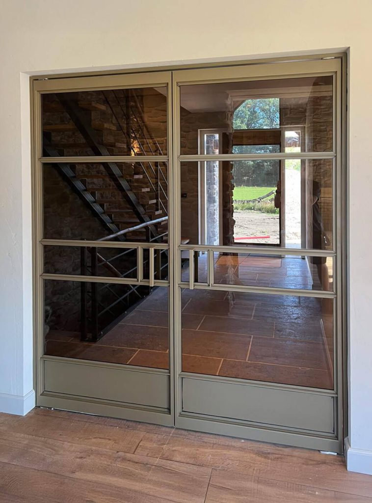 487812214 edit-web-tiny